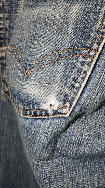 Vintage Levi’s Orange Tab Flare Jeans - 1970s High Waisted Denim - Picture 3 of 4